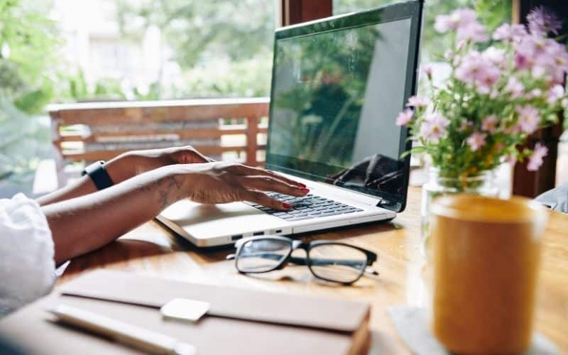 Make $1000 per week online with these remote jobs