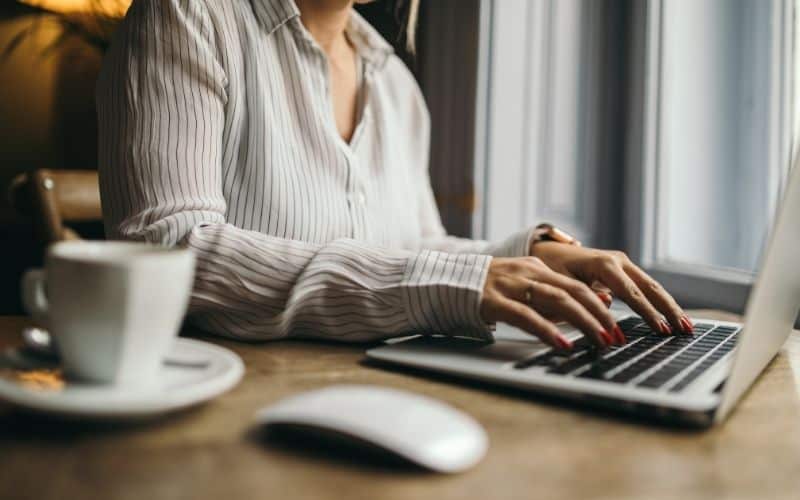 Work remotely as a virtual assistant